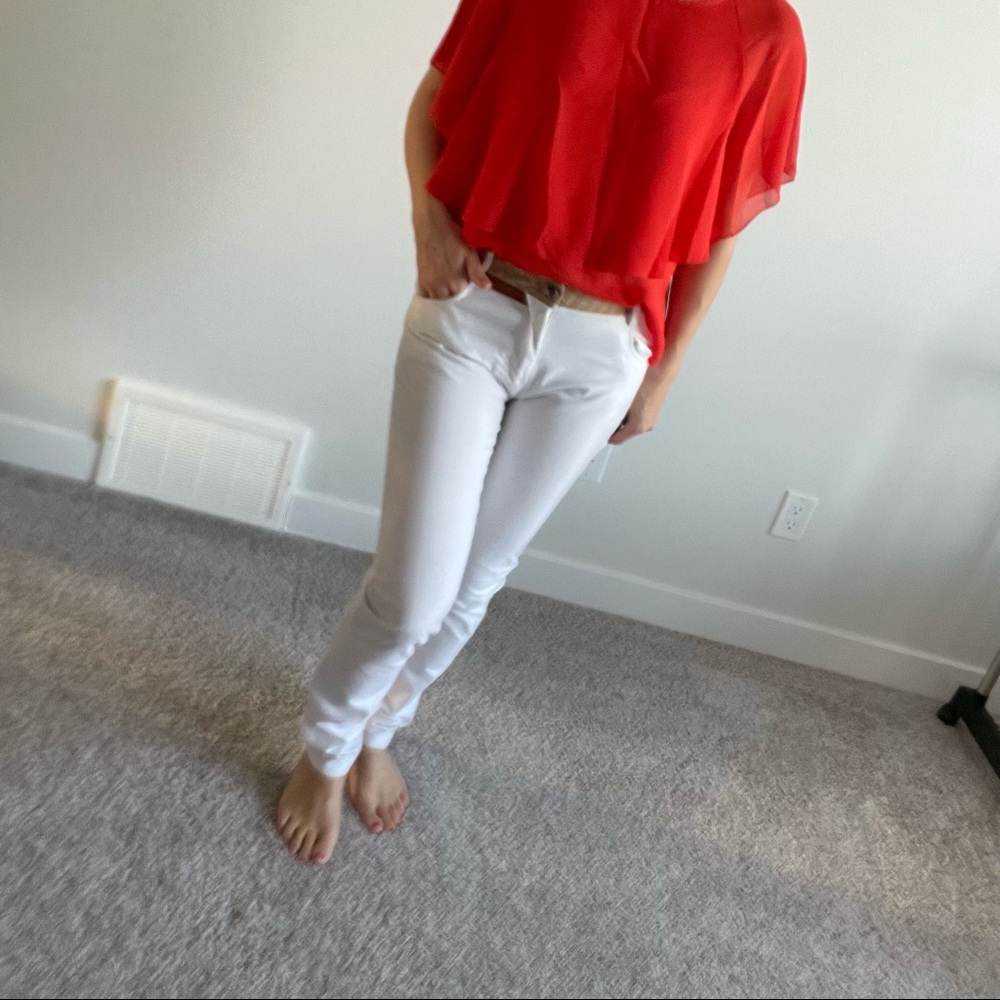 New white pants